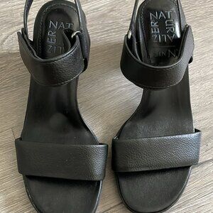 Naturalizer Leather Sandals